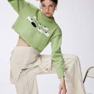 NWT Cute Sheep Sweater Size S